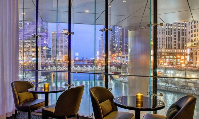 Downtown Chicago Hotel | Trump International Hotel & Tower Chicago