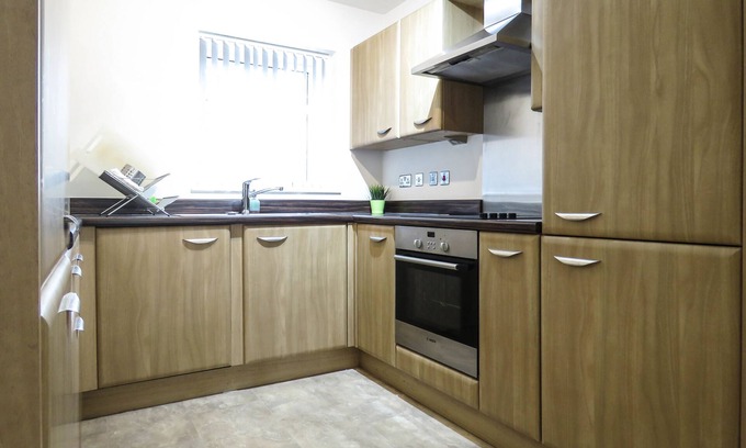 The Westside House | Tudors eSuites Park Central Townhouse Garden and Parking