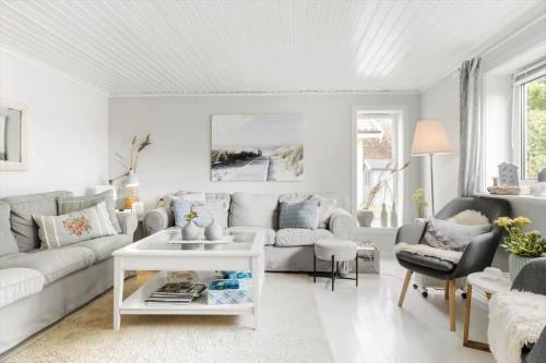Jerup House | TV1552-Jerup-Badhusvej-3