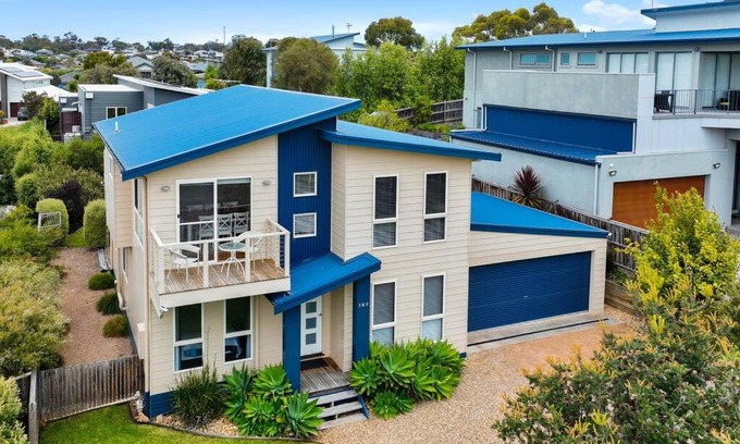 Cowes House | Twin Beaches Retreat Cowes