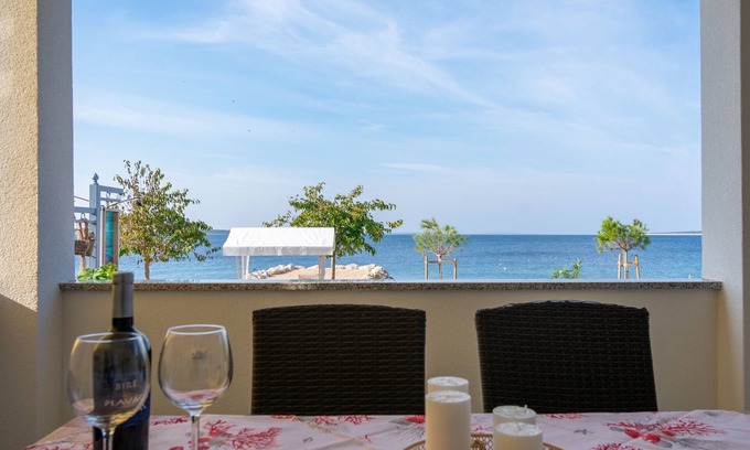 Mandre Apartment | Two bedroom apartment near beach Mandre, Pag (A-4093-a)