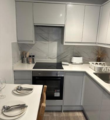 Kentish Town Apartment | Two Bedroom Flat C in Kentish Town
