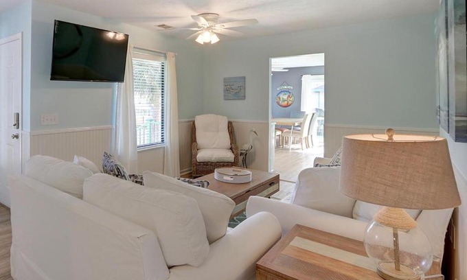 Savannah Beach Apartment | Tybee Tyme Upper