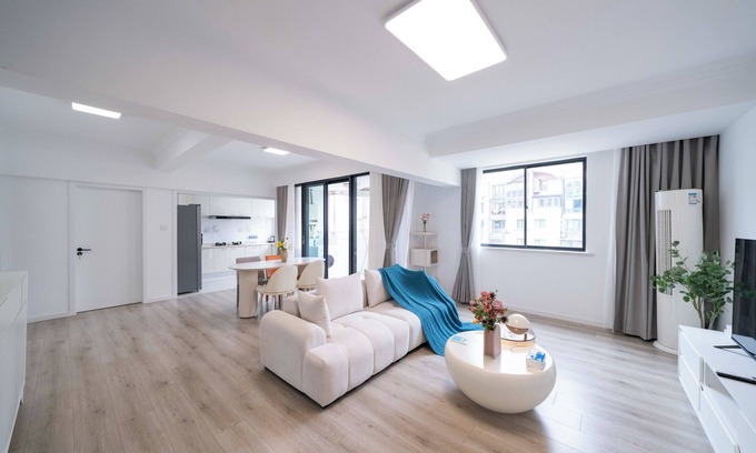 Gubei Bed & Breakfast | Tyms Parisian 2BR APT Paris Classic