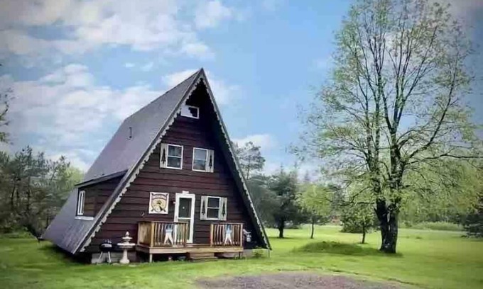 Bessemer Ski Chalet | U.P Norse A-frame ~ Your Adventure Basecamp!