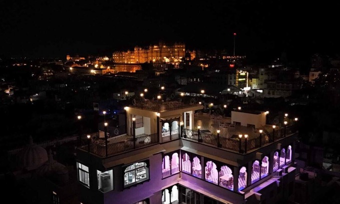 Udaipur City Centre House | Udaipur View Guest House & Restaurant