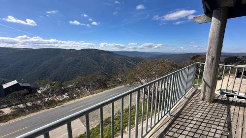 Hotham Heights Apartment | Ultima Big White
