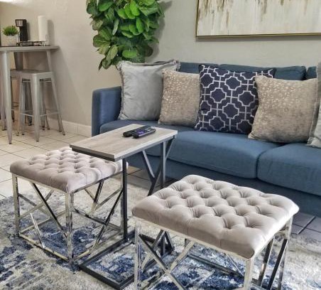 Hollywood Apartment | Ultra Glam Apartment 6 Miles From Hard Rock Stadium and Casino
