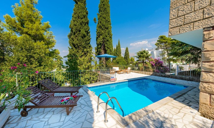 Cavtat Villa | Unique 2 Bedroom Villa with Private Pool