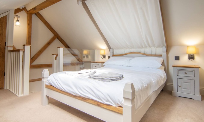 Litton Cottage | Unique countryside luxury barn