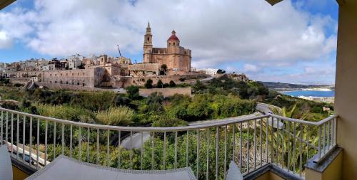 Mellieħa Heights Apartment | Unique Mellieha views, Sea Breeze