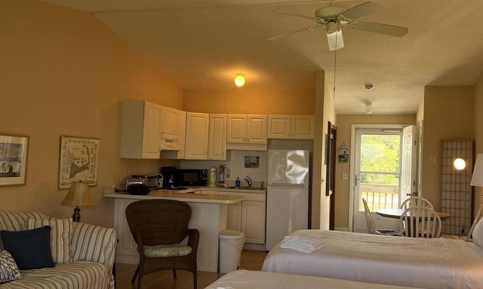 North Truro Condo | Unit #46 - 2nd Floor Deluxe Studio with A/C