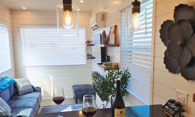 Fredericksburg Apartment | Unit 7 Napa Valley Station Stylish Stay
