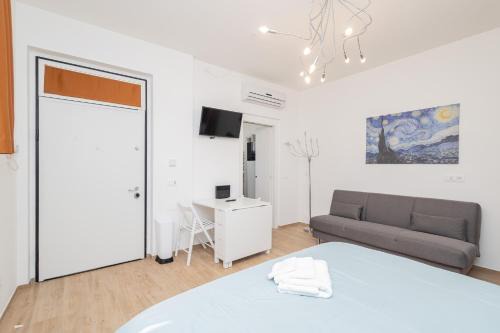 Pavia Apartment | Università & Strada Nuova - Lovely Suite Scaldasole