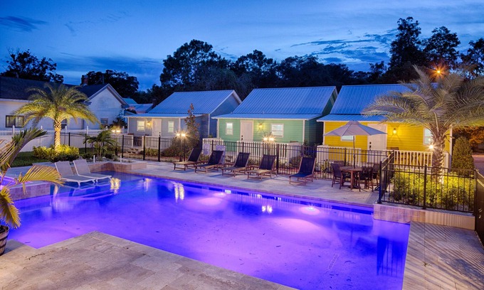 St. Augustine House | Updated Cottage in Heart of Town!/Park & Walk