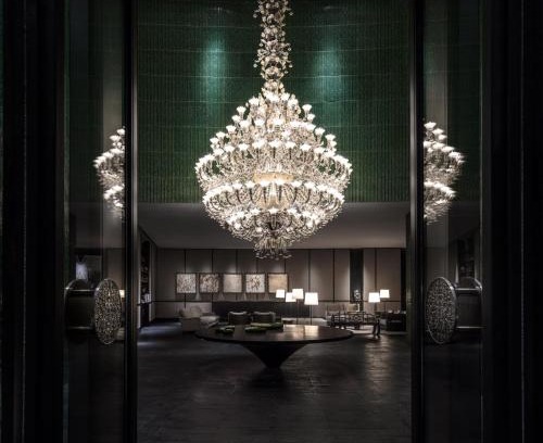 Downtown Shanghai Hotel | Upper House Shanghai - Former The Middle House