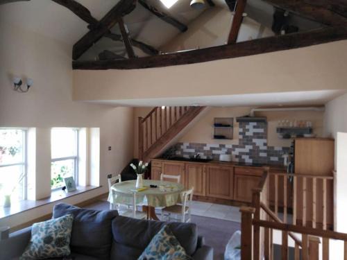 Giggleswick House | Upside down in Settle. Stylish, central and cosy
