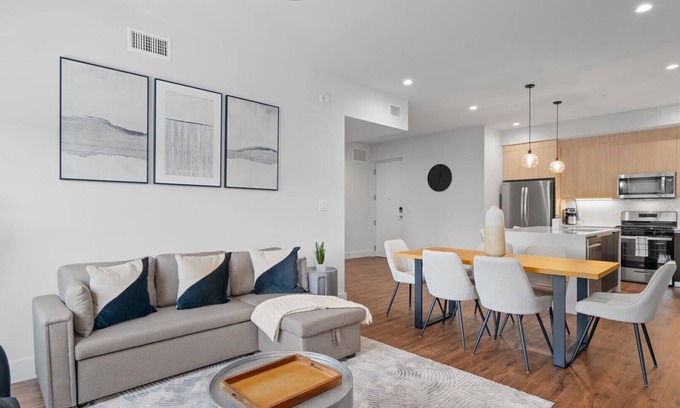 West Congress Apartment | Upstay: Modern & Pet-friendly 2BR Home near SoCo