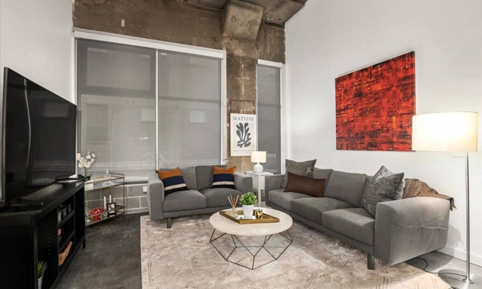 Crossroads Arts District Apartment | Urban Chic Loft in the Heart of the Crossroads