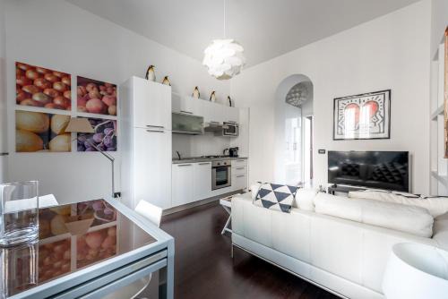 Zona Farini Apartment | Urban District Apartments - Milan Lancetti Style