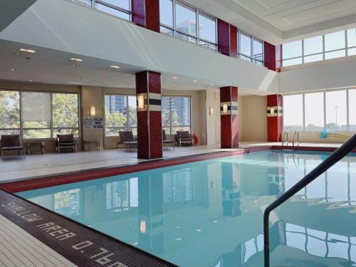 Etobicoke Apartment | Urban Oasis - Modern 1 bedroom w pool access free parking