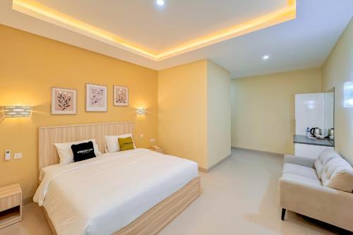 West Semarang Hotel | Urbanview Griya Esti Siliwangi Semarang