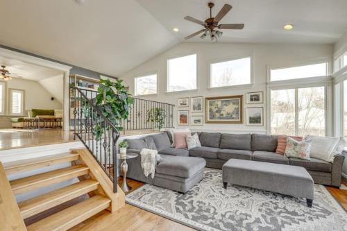 Granite House | Within minutes to Ski Resorts and fireplace