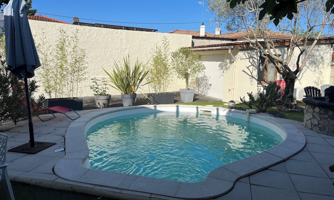 Eysines House | Vacances Bordelaise Proche de L'océan