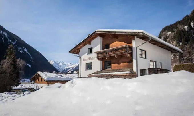 Neustift Im Stubaital Apartment | Vacation apartment Bergkulisse (House Wallner)