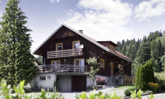 Doren Apartment | Vacation cottage apartment Troy