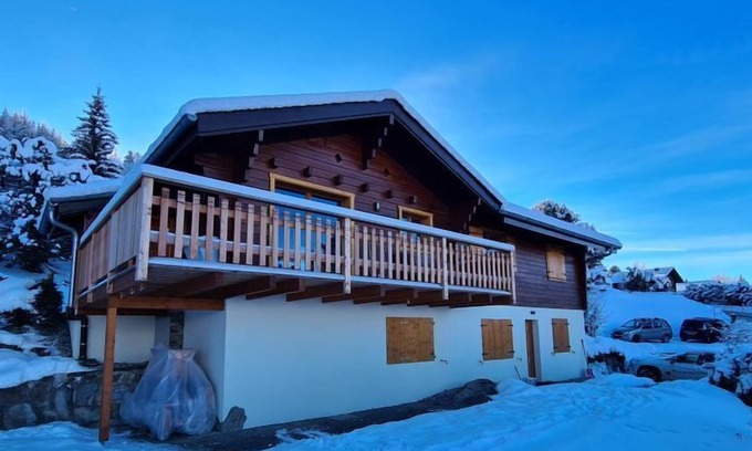 Chalais House | Vacation home Chalet Les Anémones in Vercorin - 8 persons, 3 bedrooms