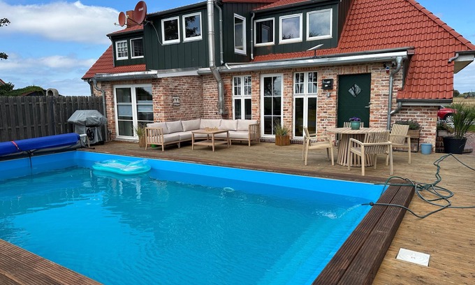Ostermarsch House | Vacation home for 4 guests with 85m² in Norden (297544)