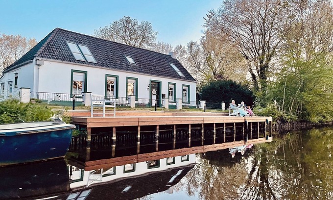 Emden Cottage | Vacation home right on the water. Boat and SUP rental