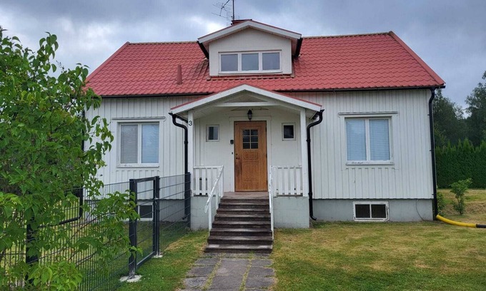 Rada House | Vacation home Sunny in Värmland