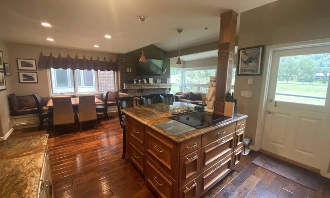 Eagle-Vail House | VAIL/BEAVER CREEK RENTAL - EAGLE VAIL