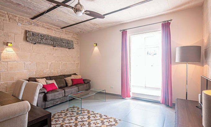 Madliena Apartment | Valletta Collection Orangerie 401