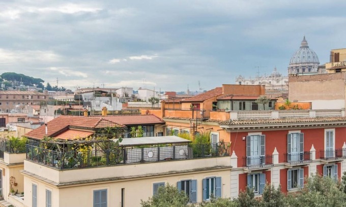 Vatican Apartment | Vatican Luxury View Apartment