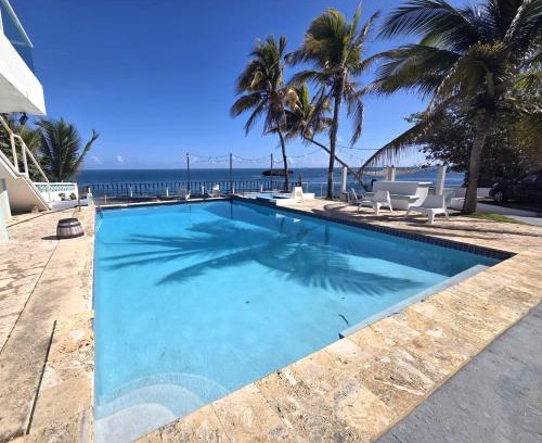 Jarealito Apartment | Ventana 103 at Arecibo 681 Ocean Drive
