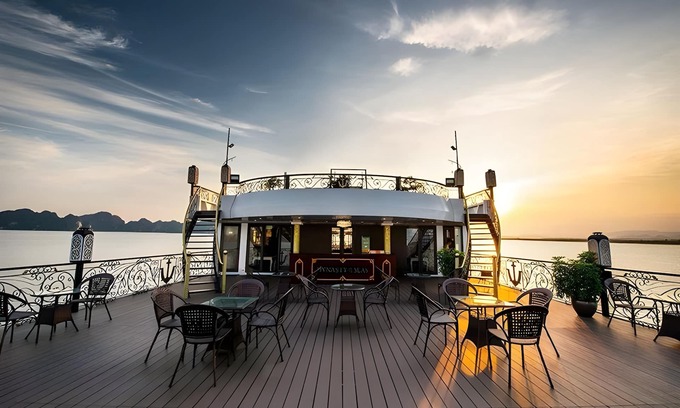 Bai Chay Boat Rental | Verdure Lotus Grandeur Cruise on Ha Long Bay