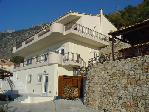Diasella Apartment | Verga first floor apartment