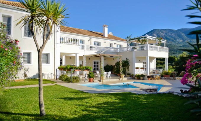Karavados Villa | Very Large Luxury Villa With Private Pool And Breathtaking Views