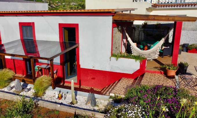 Ponta do Pargo Cabin | Victoria Tiny Stone House