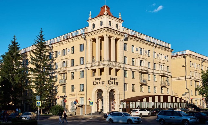 Zakharova-Pulikhova Apartment | Victory Square Apartment