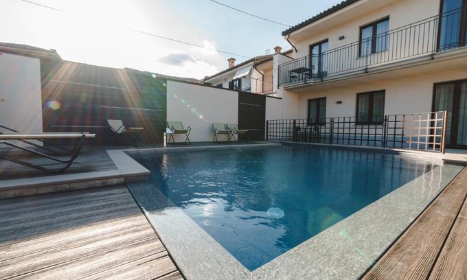 Castiglione Falletto Apartment | Vietti Apartments