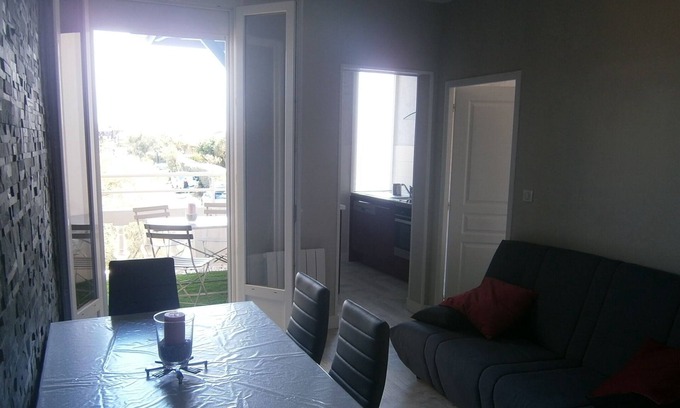 Vieux-Boucau-les-Bains Apartment | VIEUX-BOUCAU APT 6 PERS. FULLY EQUIPPED, DONE AGAIN - NEAR OCEAN AND LAKE