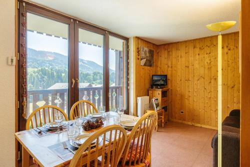 Praz-sur-Arly Apartment | View Sur Arly E10 - Happy Rentals