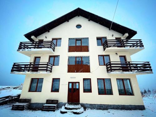 Ranca House | Vila Belvedere