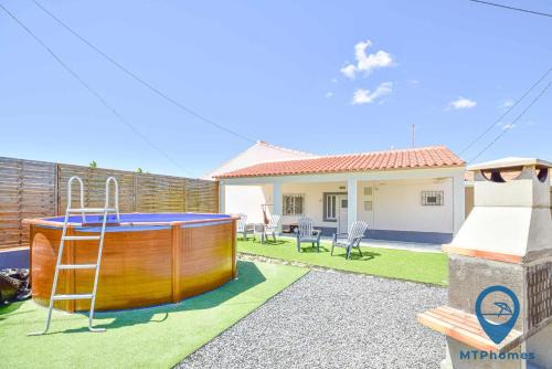 Mem Moniz House | Vila TiTeresa by MTPhomes