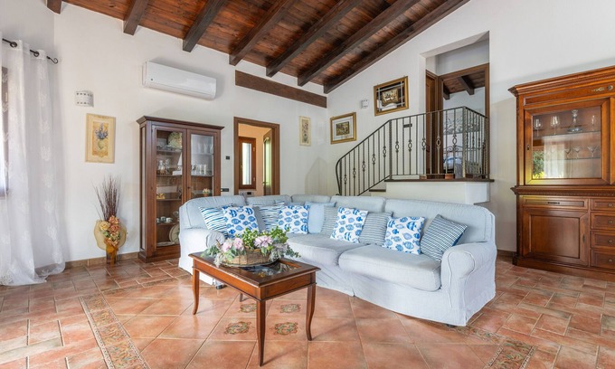 Nuxis Villa | Villa "Rossu" with Mountain View, Private Garden, Wi-Fi and Air Conditioning