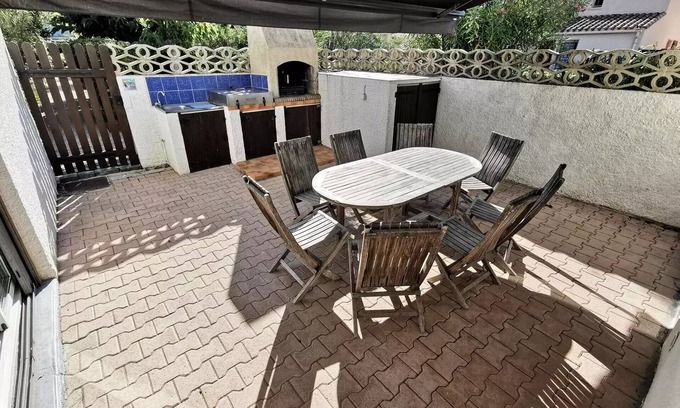 Port Leucate Villa | VILLA 3 ROOMS sleeps 6 PORT LEUCATE